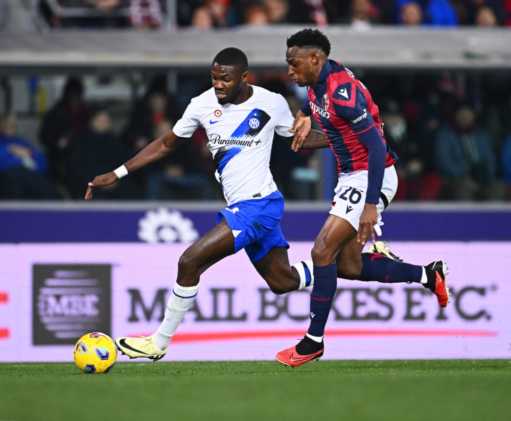 包含尼斯在客场逼平对手，争取一分的词条