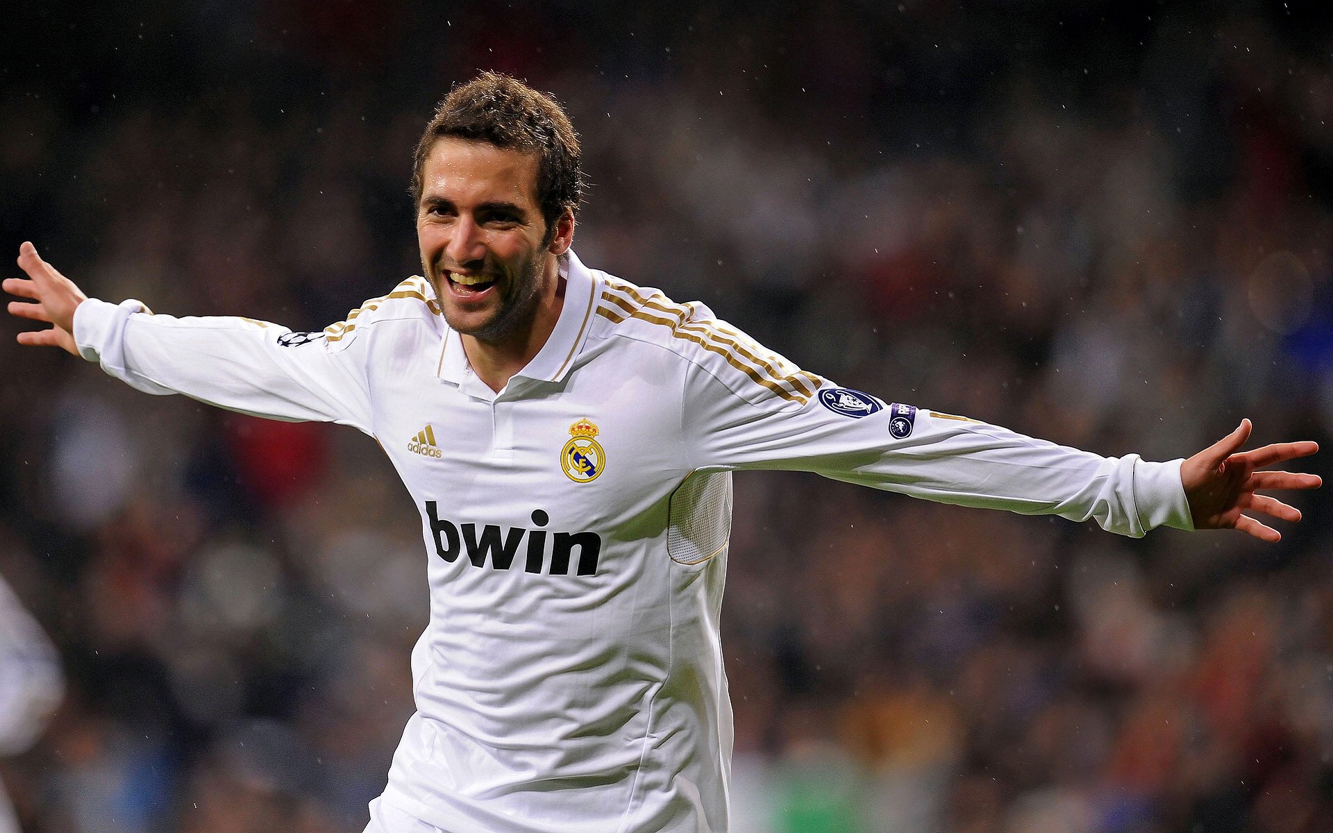 欧冠半决赛之夜，坎特以压制级表现，为现代足球写下中场新定义