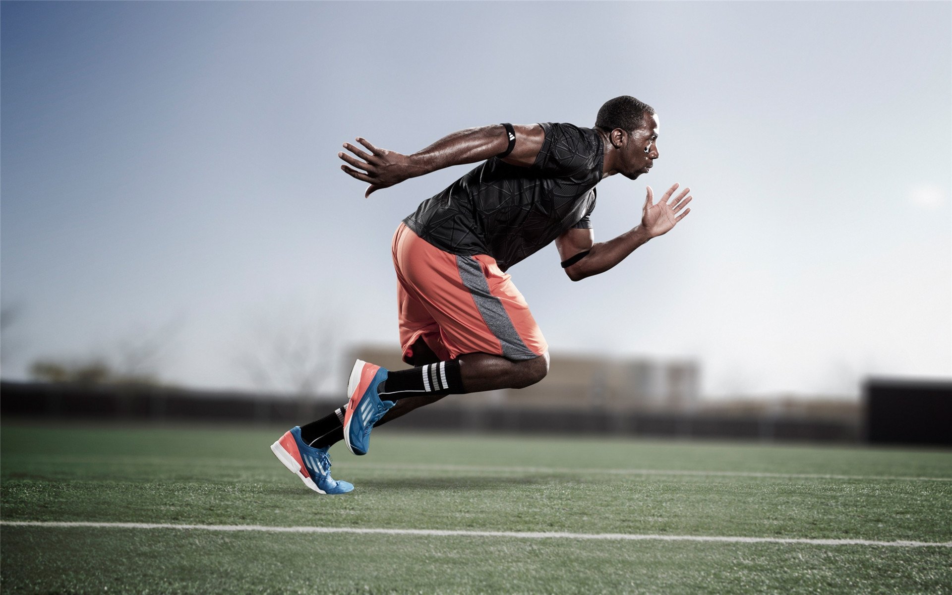 哥斯达黎加粉碎韩国晋级梦，拉亚化身关键先生一战封神